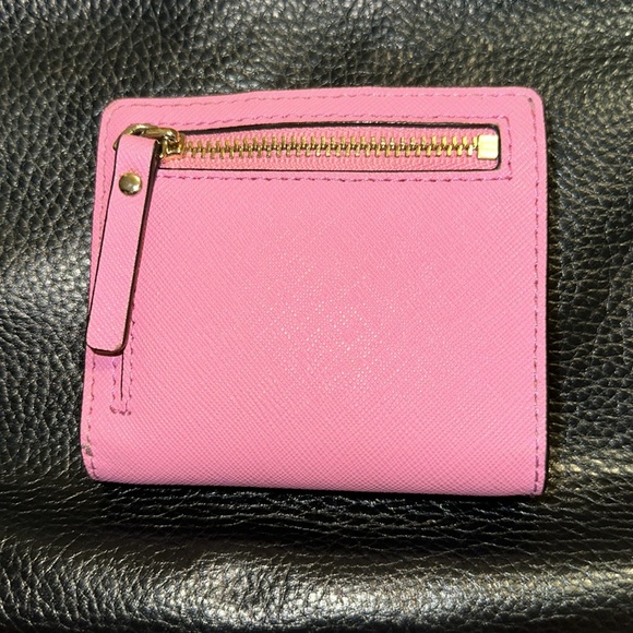 Kate Spade Wallet - Picture 2 of 10